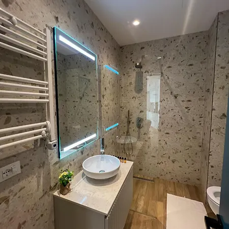 Lakeside Dream 公寓 地拉那