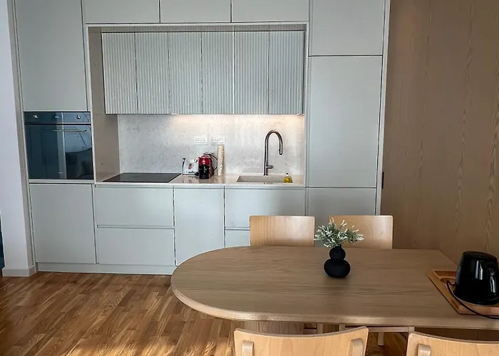 Lakeside Dream Apartment *